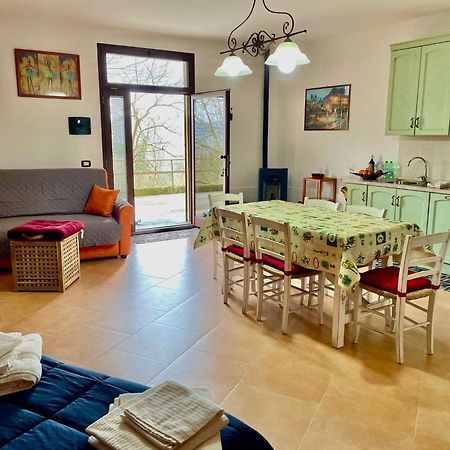 Casa Vacanze Il Poggio Fabro Exteriör bild