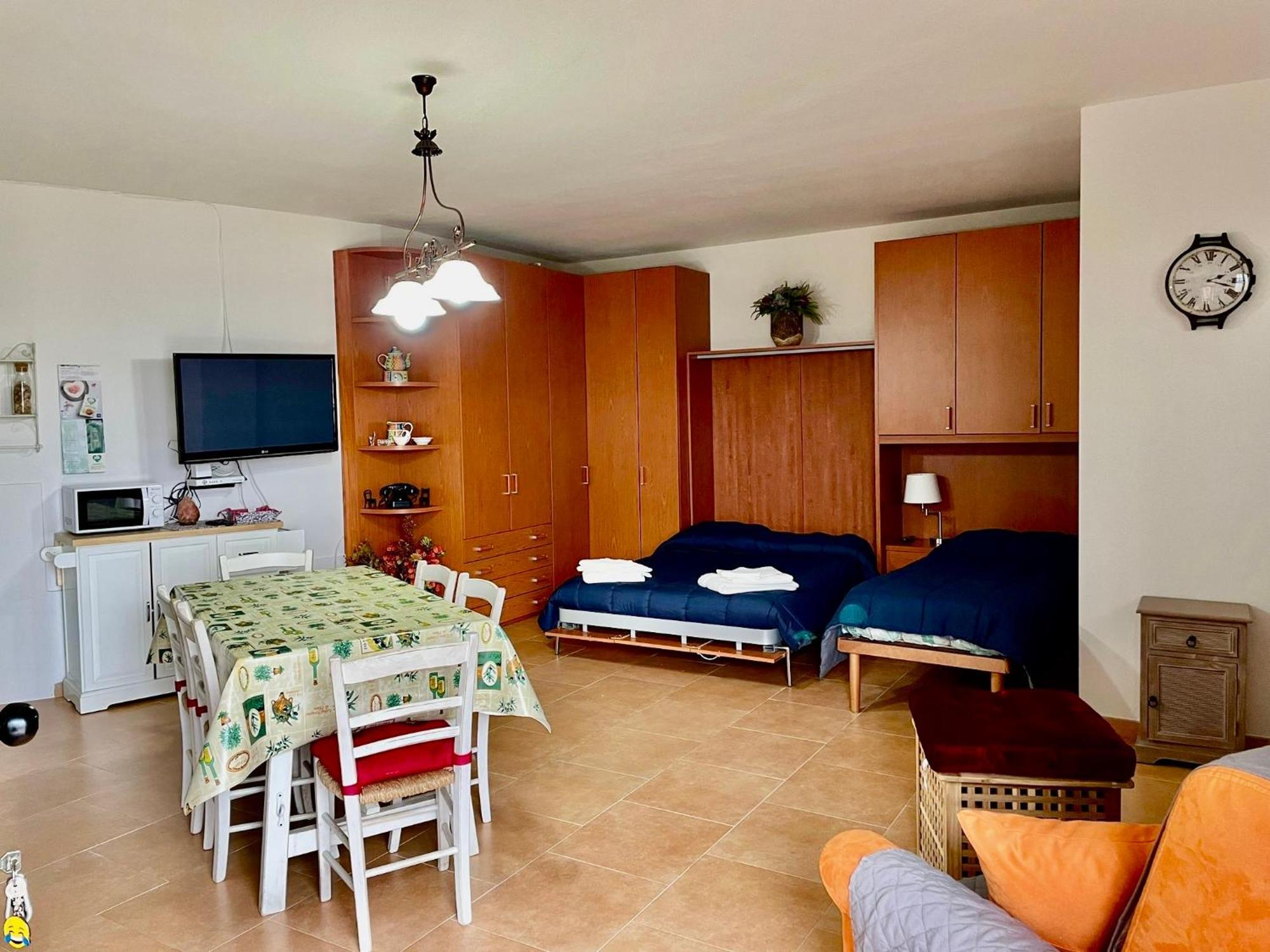 Casa Vacanze Il Poggio Fabro Exteriör bild